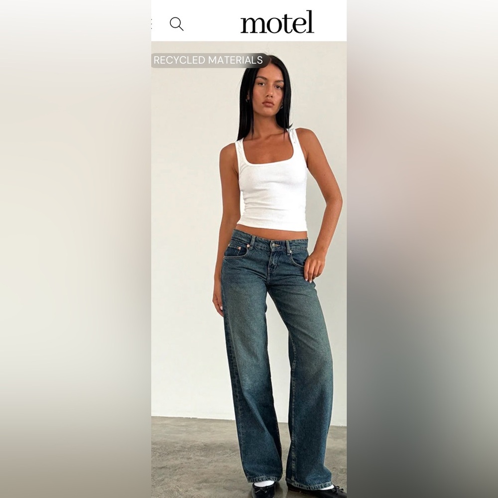 Motel Low Rise Straight Leg Jeans Bright Blue W24 L34 NWT